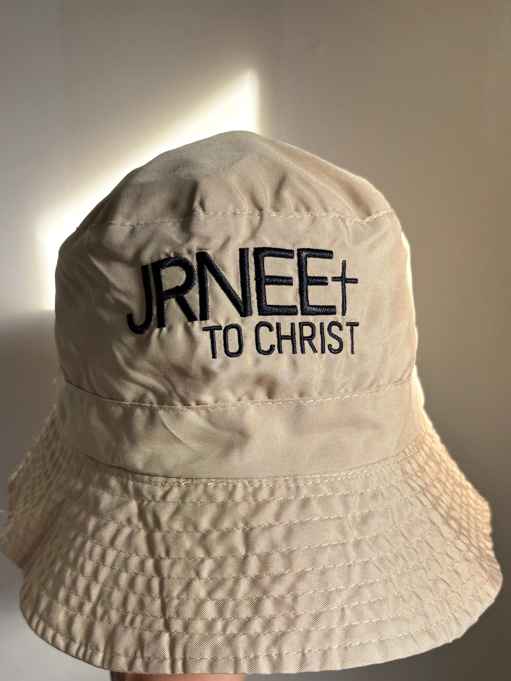 JRNEE† Bucket Hat (Beige)