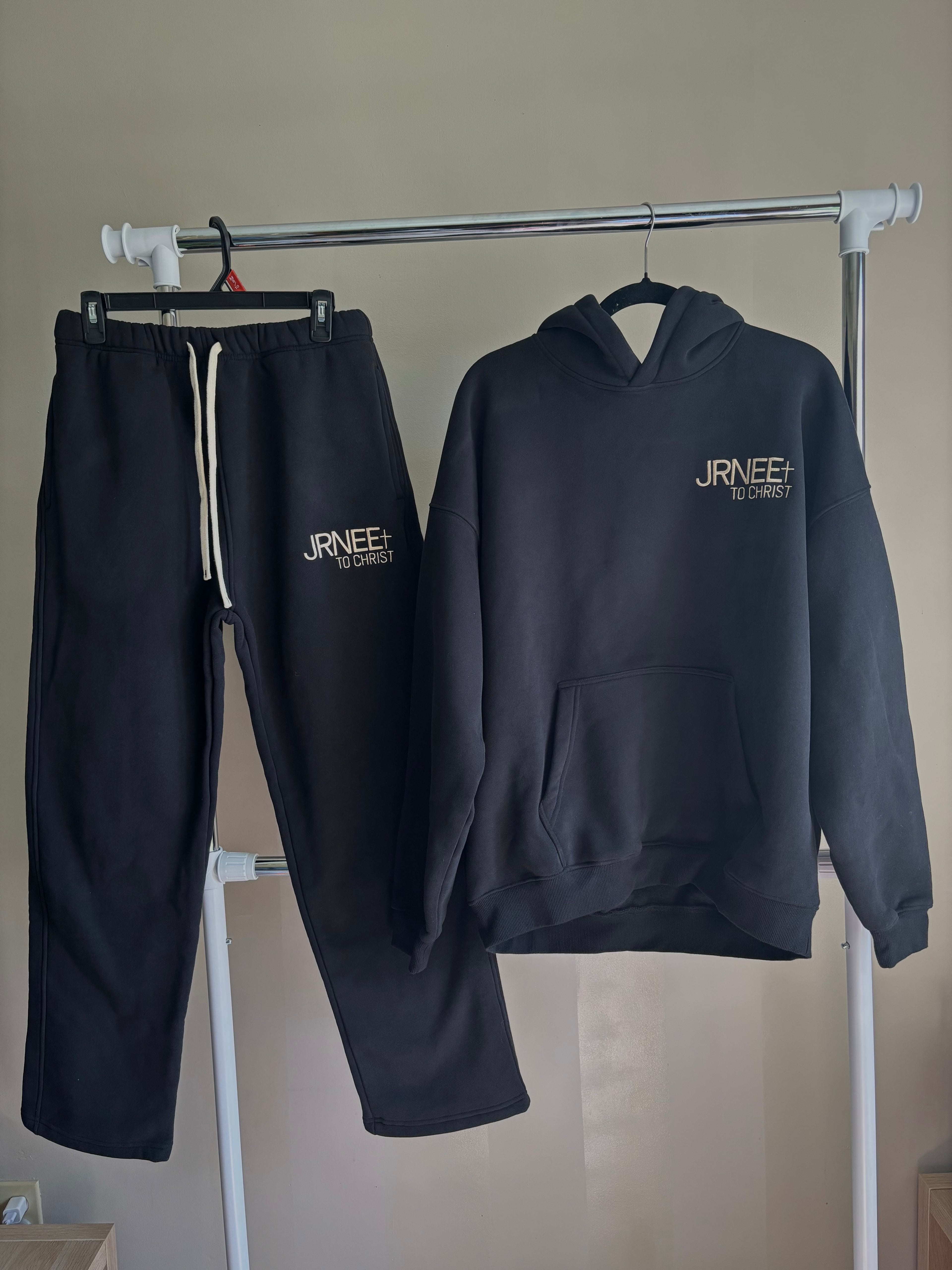 JRNEE Sweatpants – To Christ